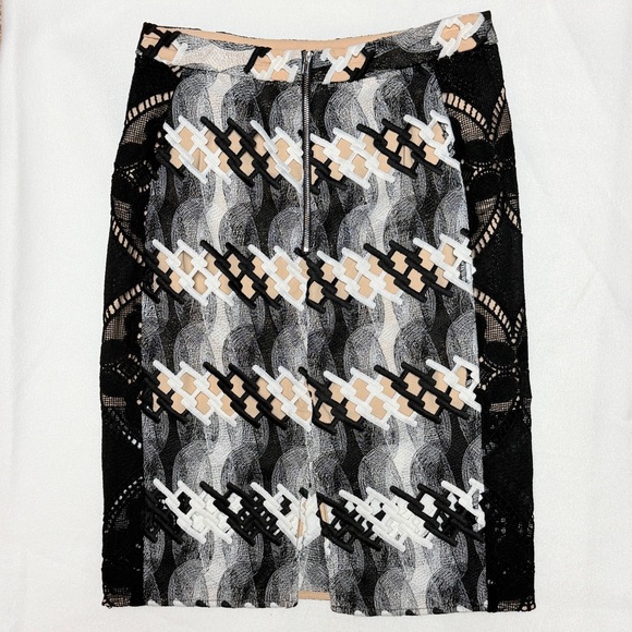 New Anthropologie Endless Rose Elegant Black & Cream Chevron Lace Skirt Size 6 - Picture 2 of 5